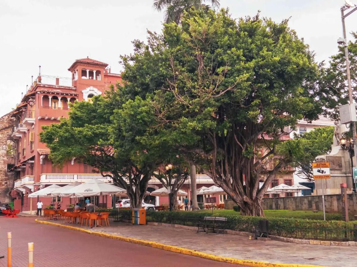 Amazinn Places Teatro Nacional Ciudad de Panamá Exterior foto